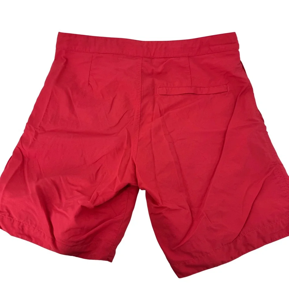 Boto men red